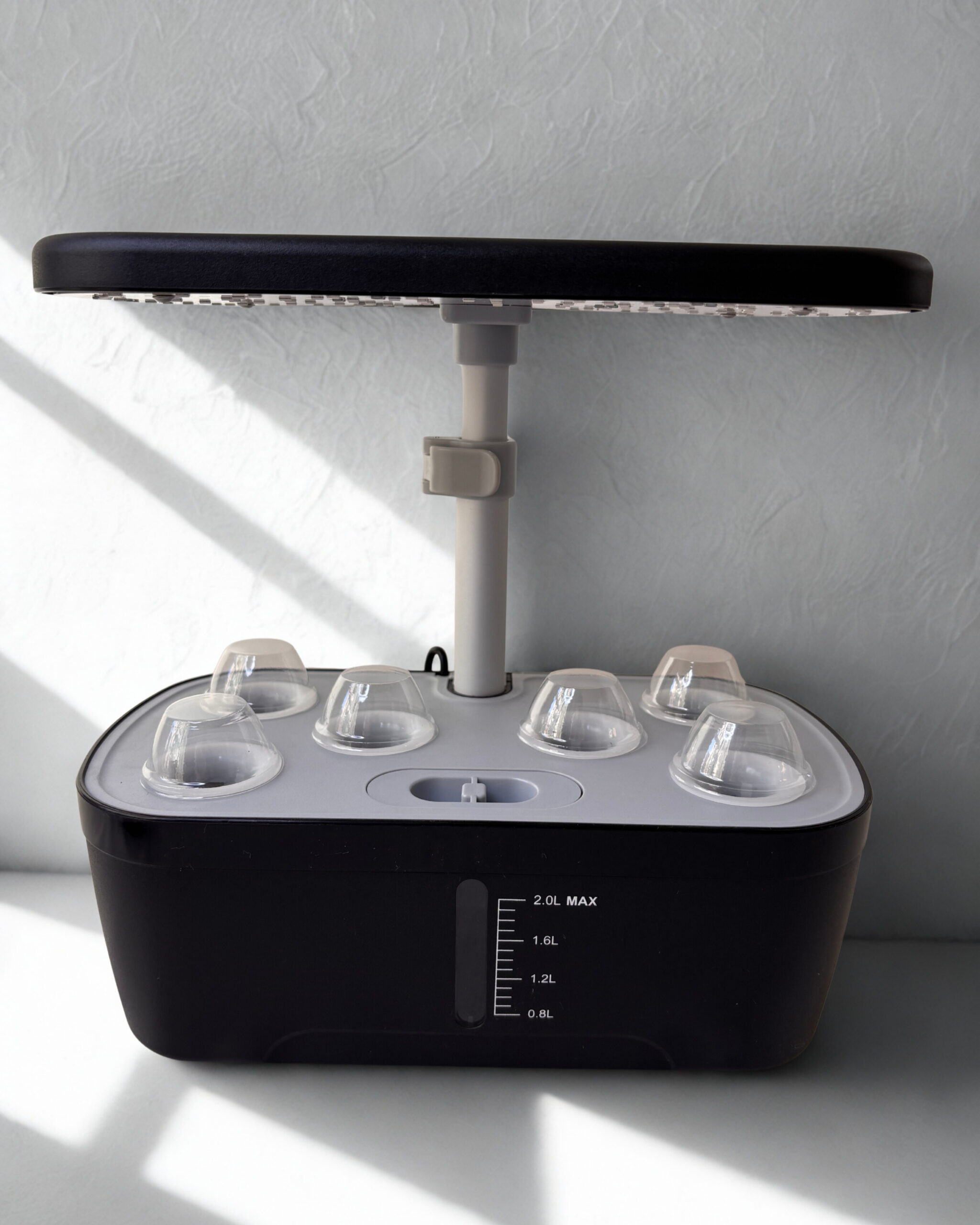 Išmanusis vazonas 6 skylių 2