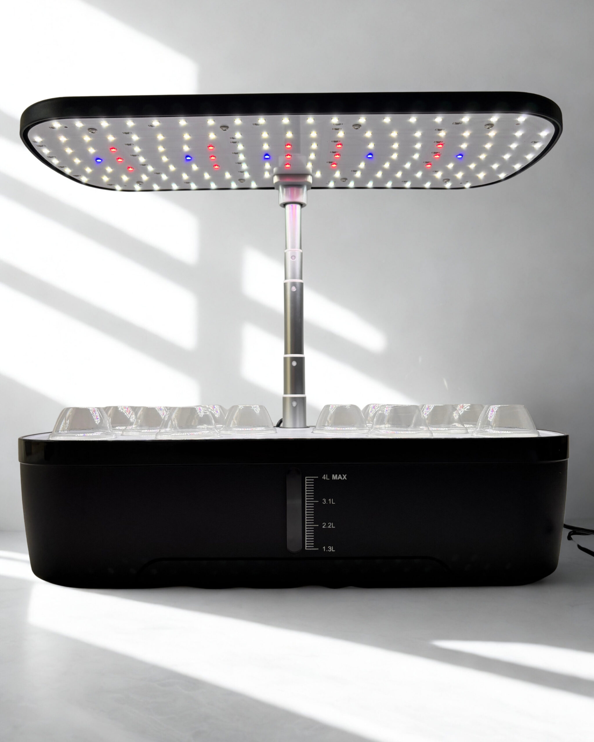 Išmanusis vazonas 12 skylių, juodas